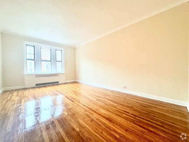 Building Photo - 1 bedroom in New York NY 10025 Unit 4D Rental