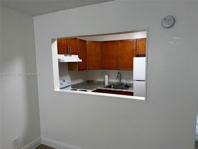Photo - 241 SE 9th Ave Unit 203