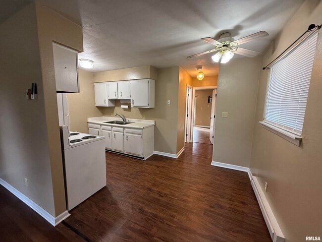 Photo - 4021 S Ricketts Ave Unidad 8