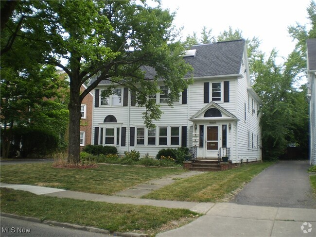 Building Photo - 18223 Winslow Rd Unit 3 Rental