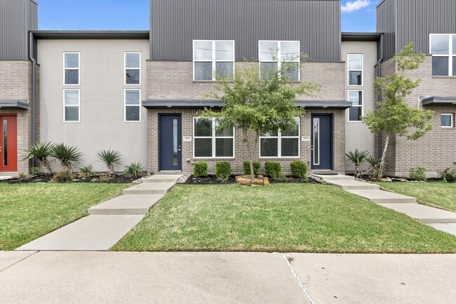 Photo - 3911 WS Phillips Pkwy