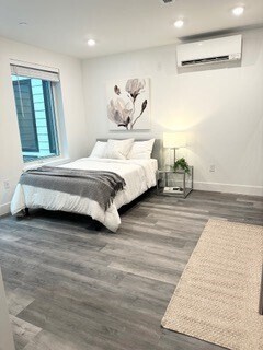 Photo - 585 Essex St Unit PH 627