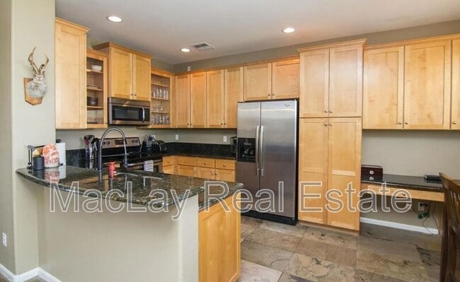Photo - 2290 N 135th Dr