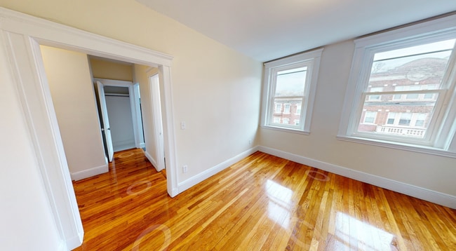 Building Photo - 136 Columbia St Unit B109