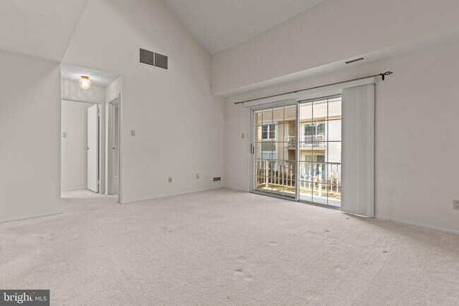 Photo - 616 Society Pl