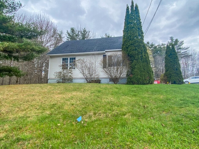 Photo - 576 Maine Ave Unidad 2