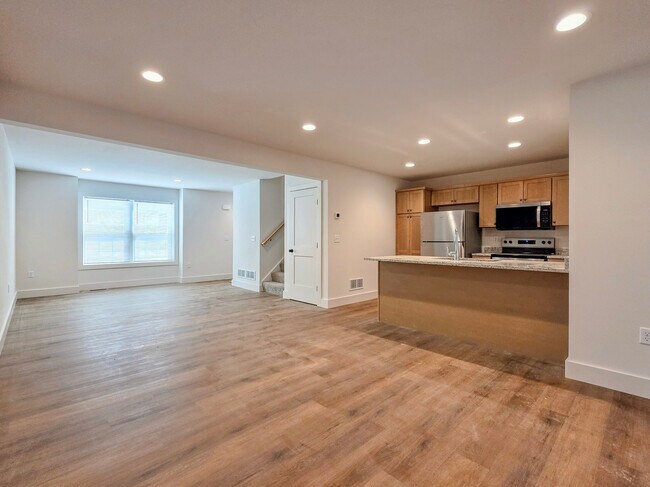 Photo - 267 Locust St