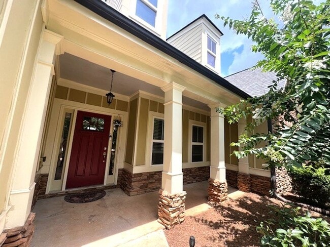 Photo - 4 Bedroom 2 Bath House in Oconee!