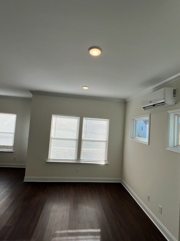 Photo - 5534 Stream Ln