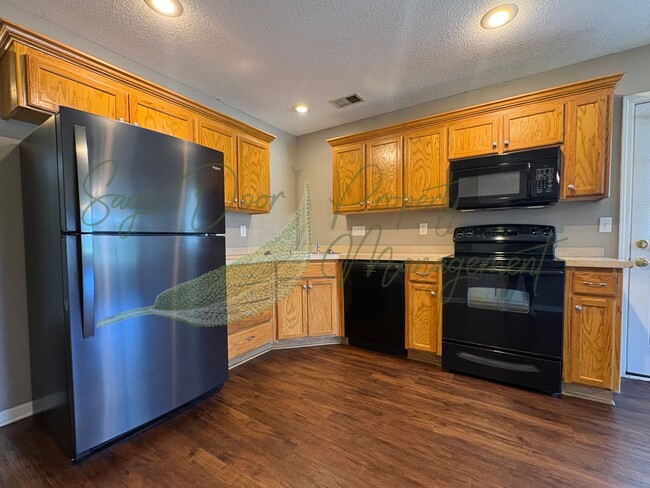Photo - HOME IN GRAIN VALLEY