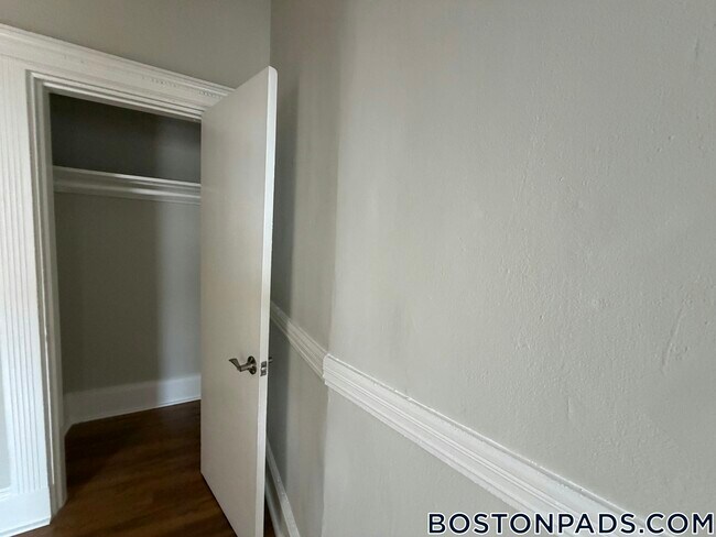 38 Hemenway St Unit 24