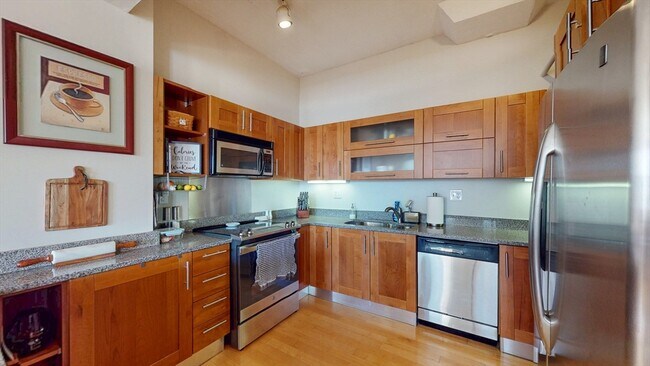 96 South St Unit 3-4