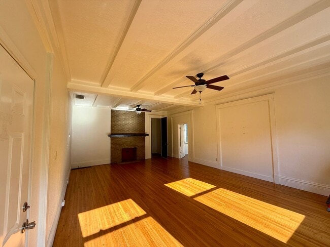 Photo - 118 N Glenwood Ave Unit Apt. A