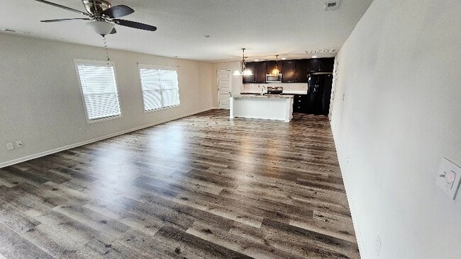 Photo - 276 Fenrose Dr
