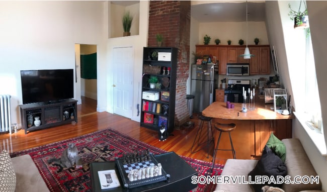 Building Photo - 358 Broadway Unit 6