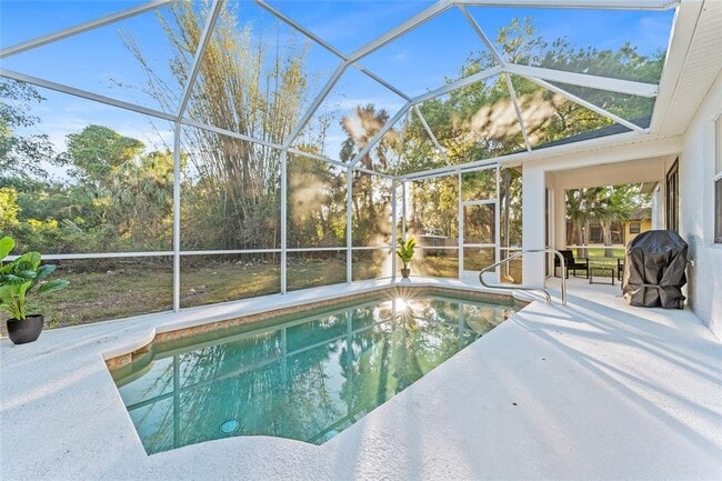 Photo - 2503 Dumont Ln