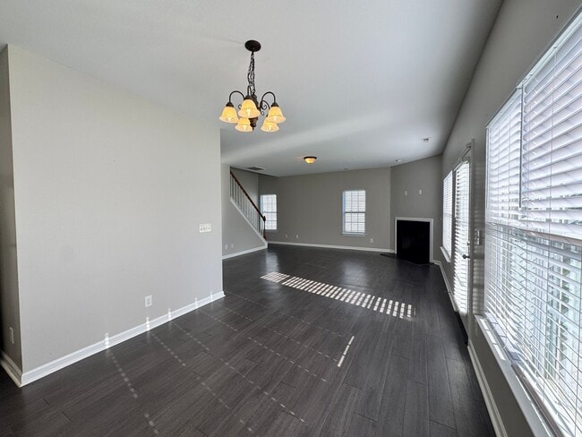 803 Peachtree Meadows Cir