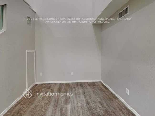 Photo - 2366 E Evans Dr