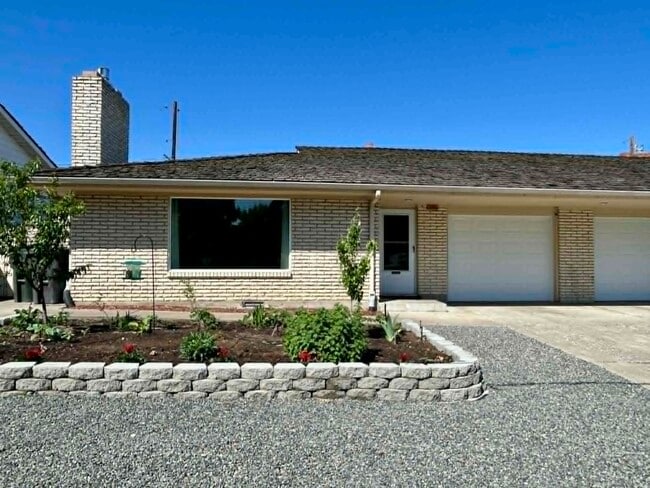 Photo - 302 N 37th Ave
