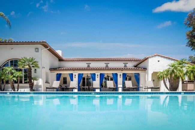 Building Photo - Rancho Monte Vista Apartments