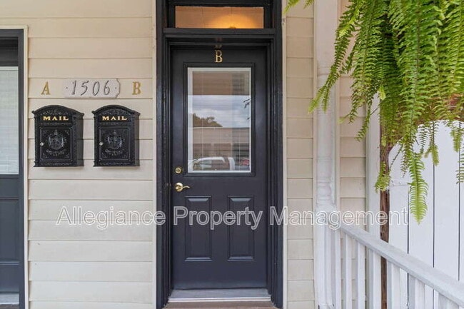 Photo - 1506 B Mt Vernon Ave