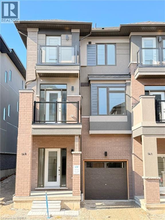 Photo - 660 Colborne St W