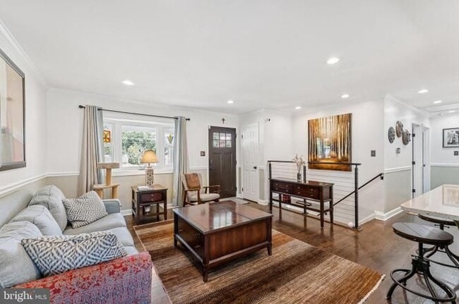 Photo - 1911 Radford Dr