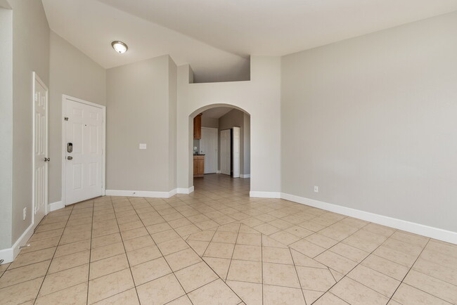 Photo - 5004 Crystal Breeze Ln