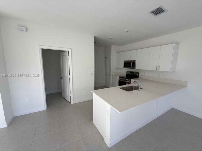 Photo - 4957 Oakmont Dr