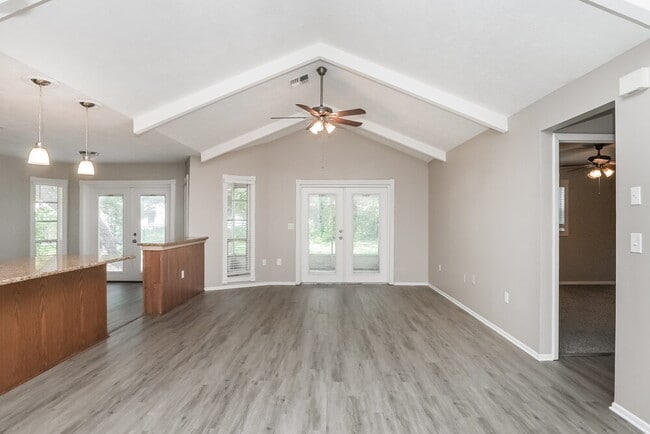 Photo - 13403 Woodward Dr