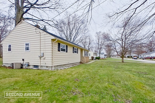 Photo - 2529 W 16th St