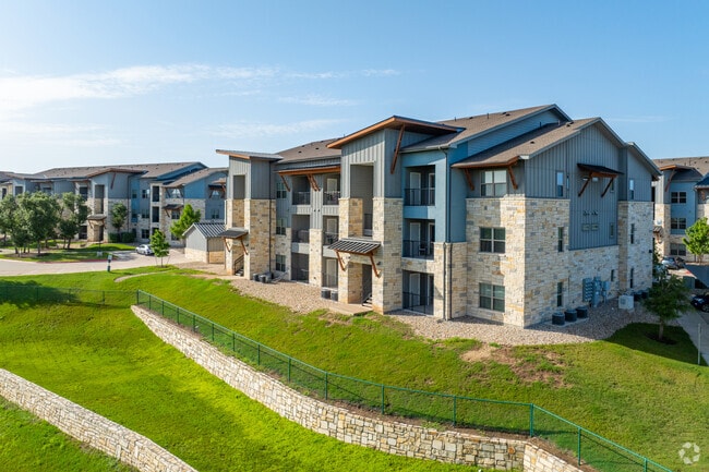 Building Photo - The Ridge at Headwaters Rental