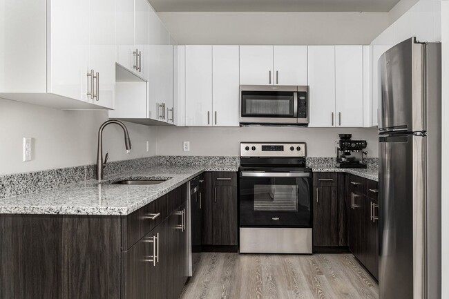 Building Photo - The Apex Luxury Apartments