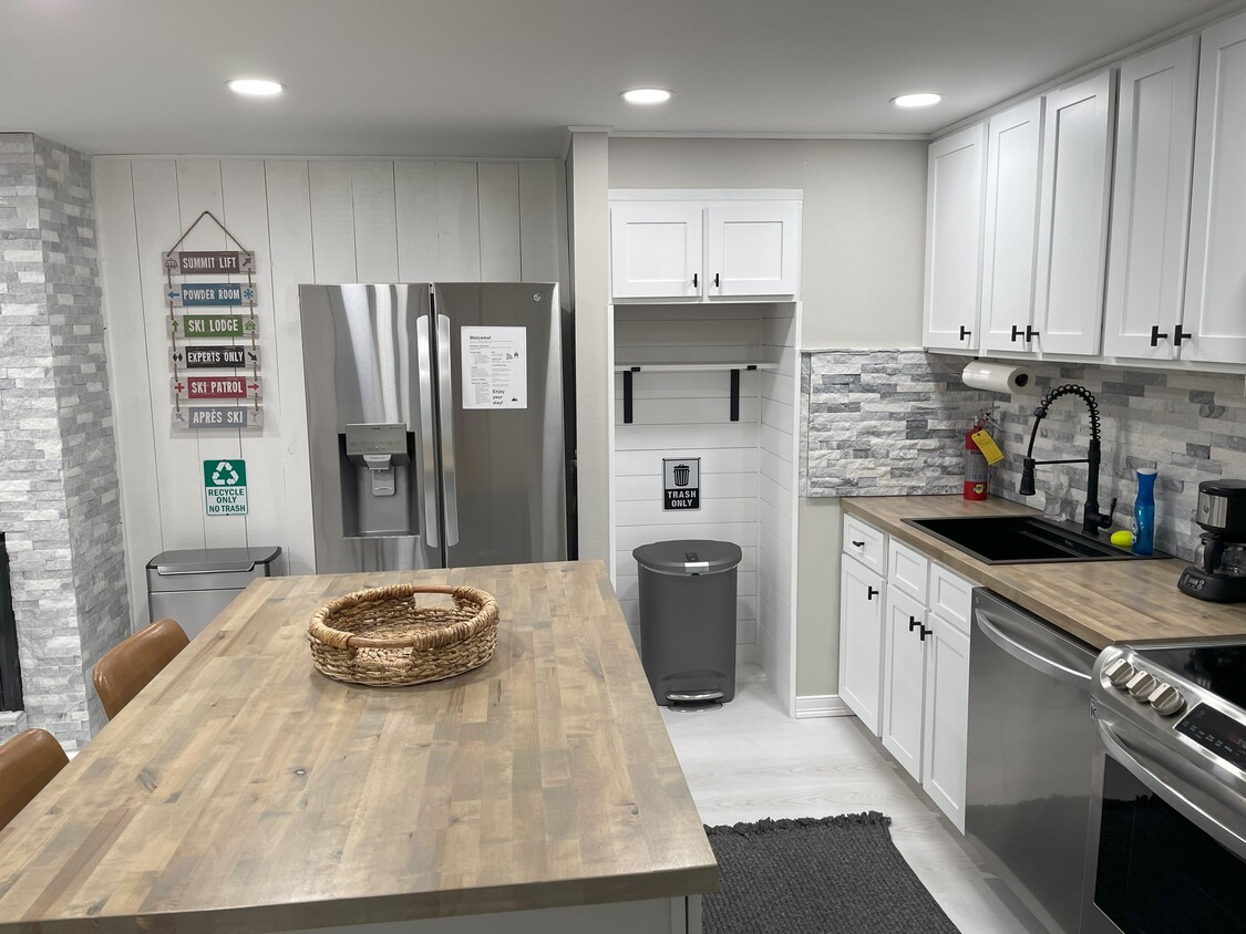 Photo - 697 E Mountain Rd (Killington, VT)