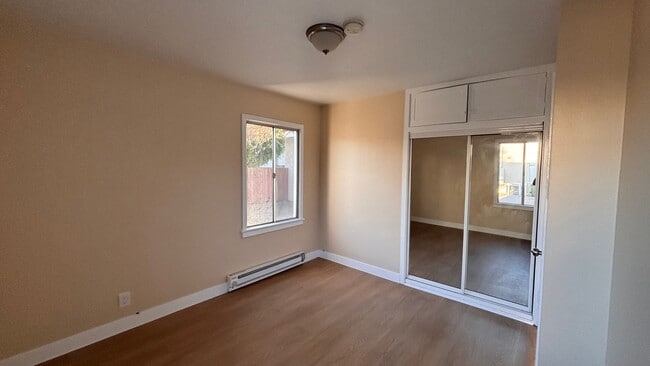 Photo - 855 W 29th Pl