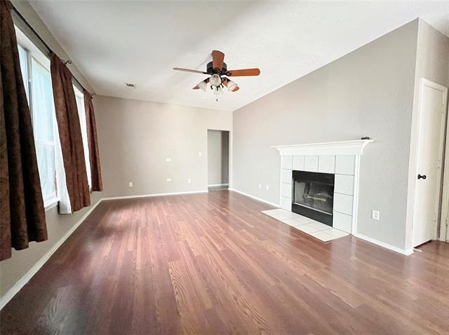 Photo - 2809 Newport Ave