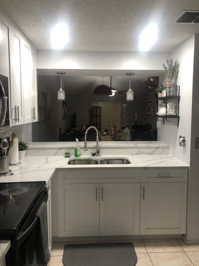 Photo - 327 Lake Placid Ct