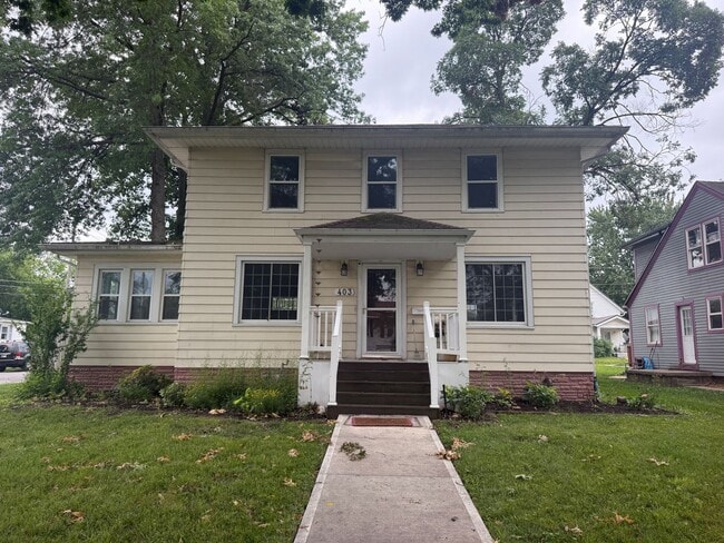 Photo - 403 Englewood Ct