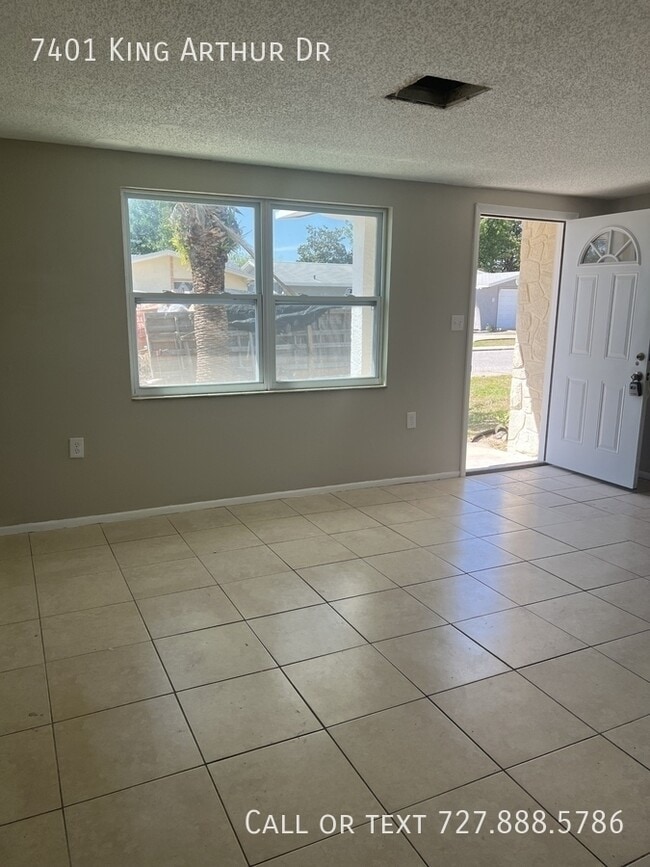 Photo - 7401 King Arthur Dr