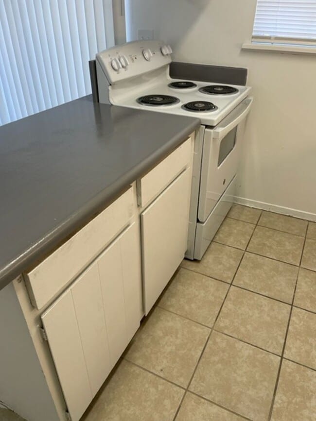 Photo - Large One Bedroom Condo Unit Q104