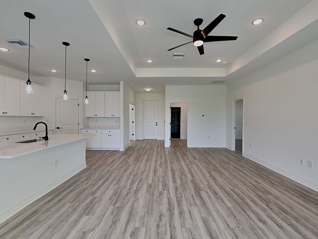 Photo - 377 Biltmore St