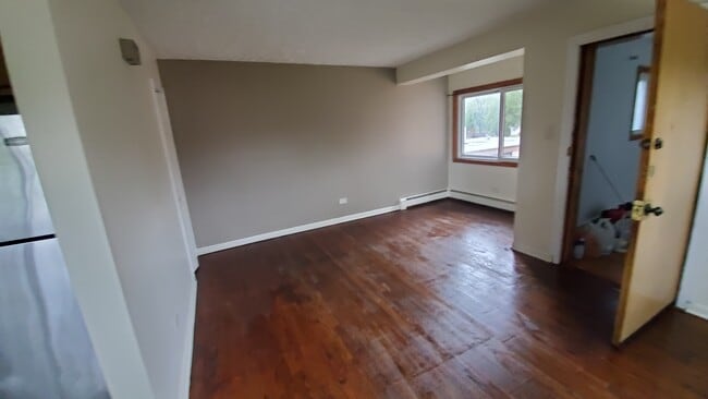 Livingroom - 343 E 107th St Unit 1st Floor South