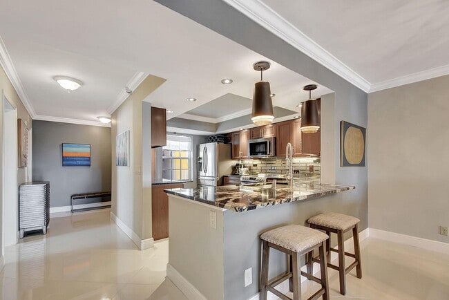 Photo - 300 John F Kennedy Dr Unidad Ph8