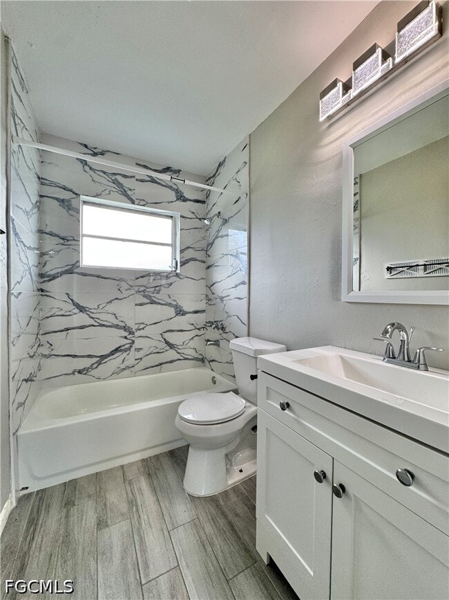Photo - 142 Harry Ave S