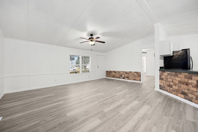 Photo - 16330 Hill Country Ct