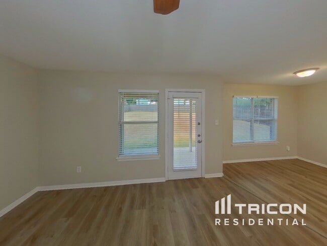 Photo - 604 Cumberland Dr