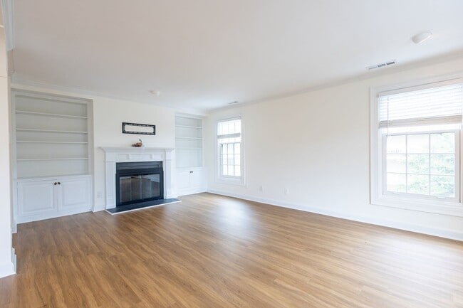 Photo - Charming 3 BR/2.5 BA 2-Level Condo in Cath...