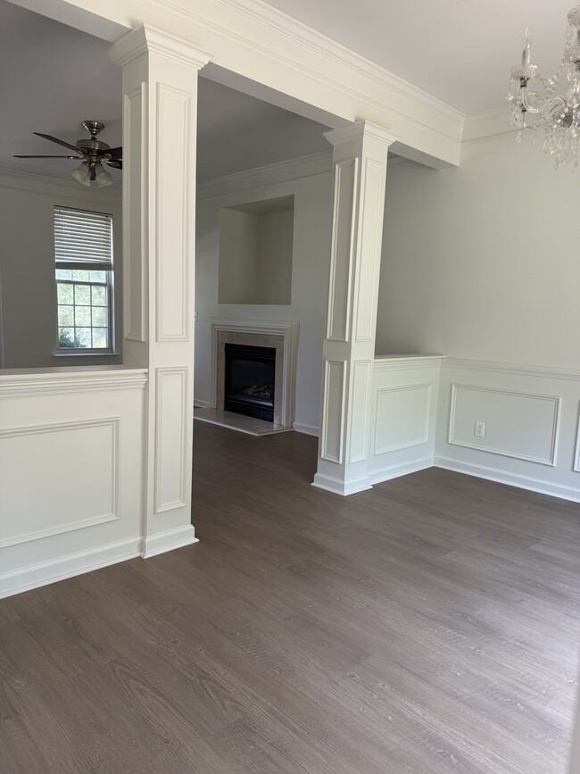 Photo - 4101 Woodbury Terrace NW