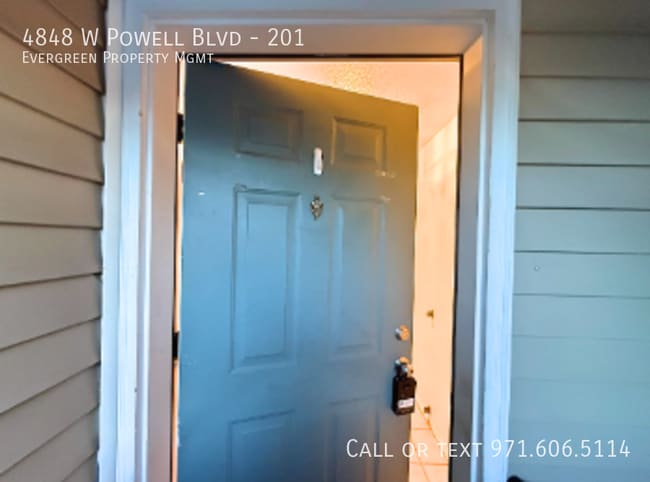 Photo - 4848 W Powell Blvd