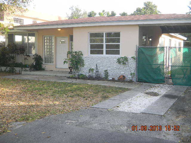 Photo - 940 NE 85th St